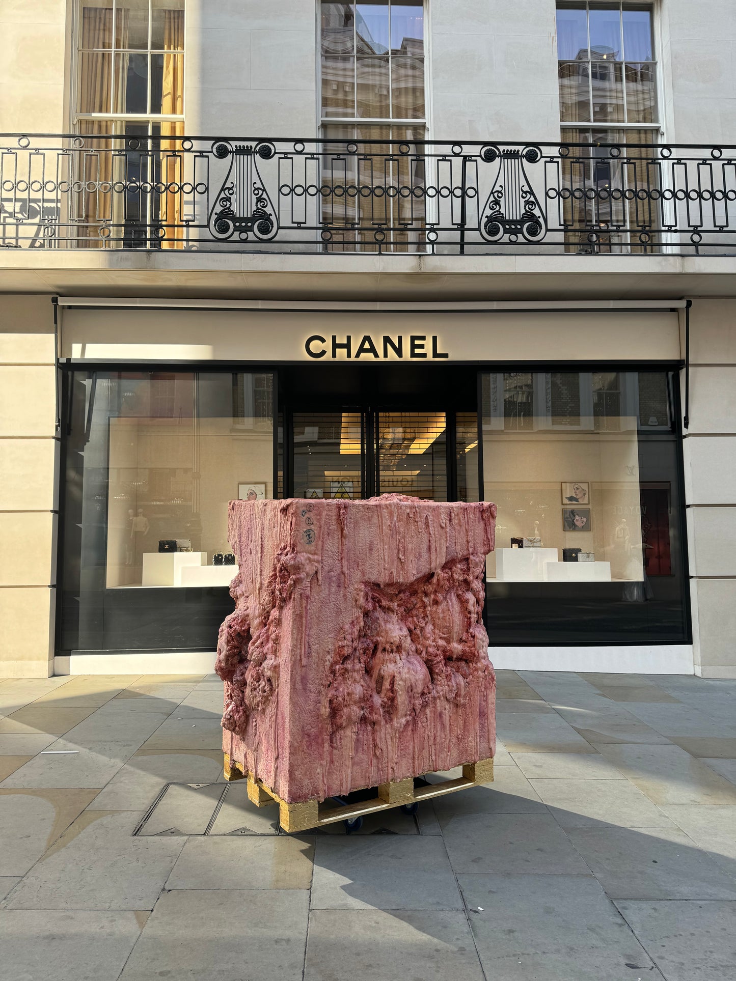 The Merch Drop/Chanel, SIZE A2